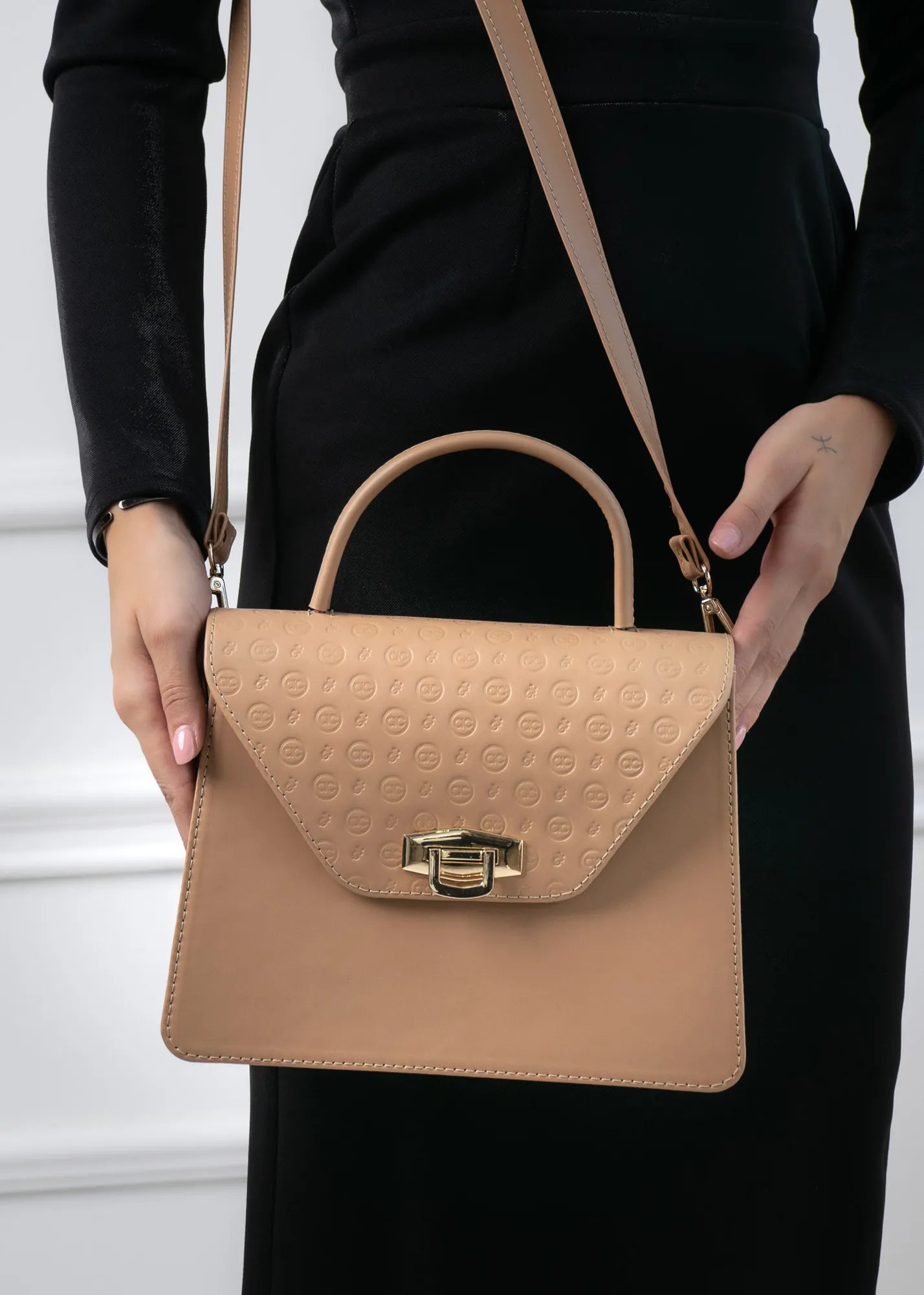 annie claire damska kozena kabelka daisy bezova slovenske kabelky