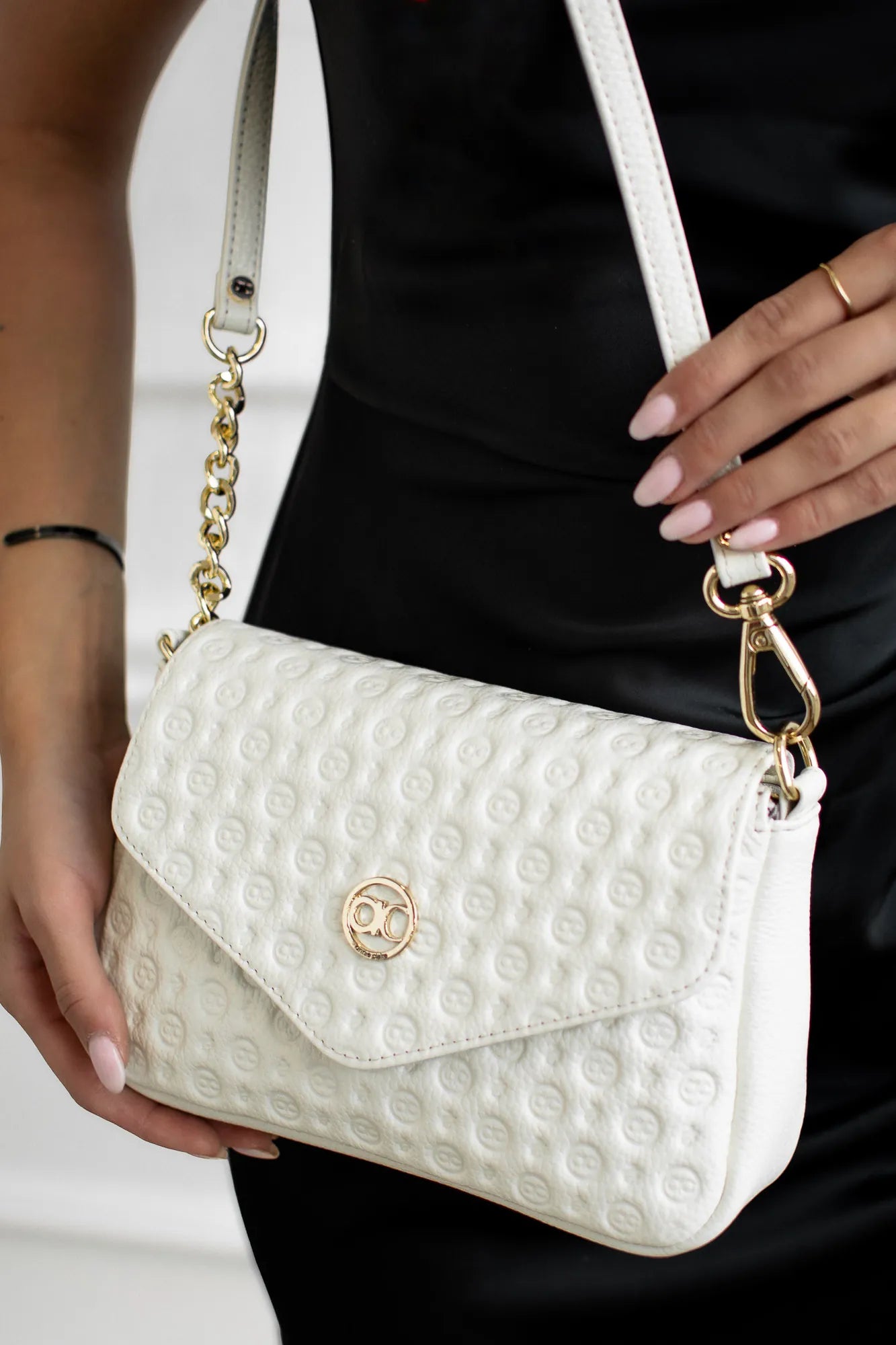 annie claire damska kozena kabelka tara biela slovenske kabelky