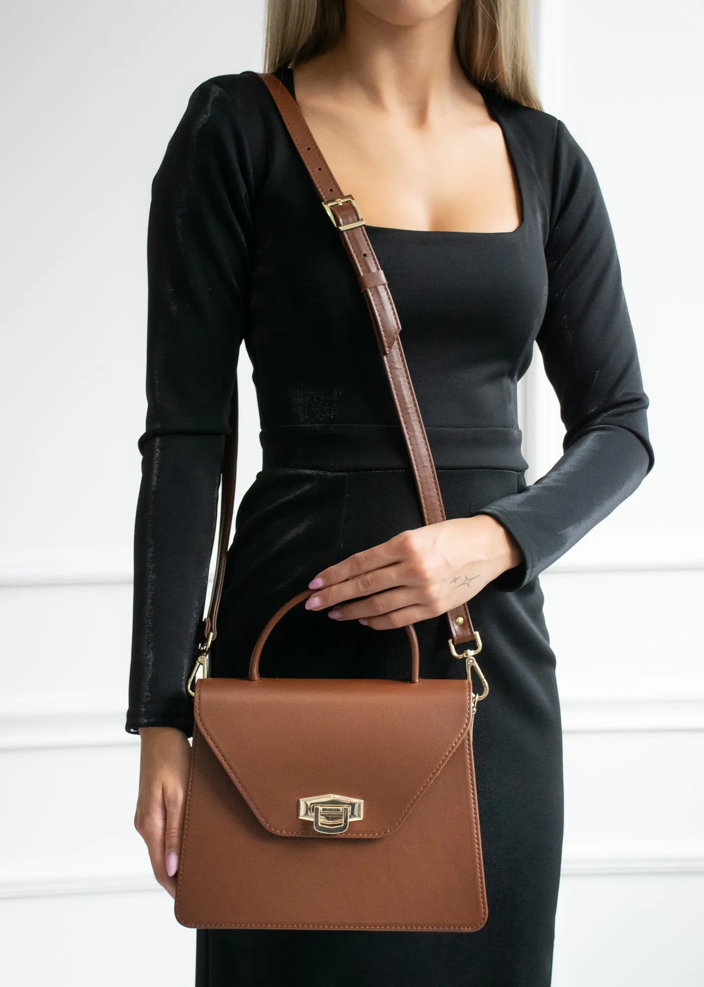 Dámska kožená kabelka "Daisy"